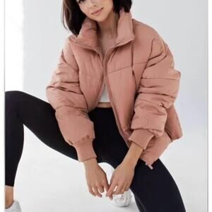 Savvi Women’s Cropped The Court Puffer Jacket Minimalist Clay Pink Size M